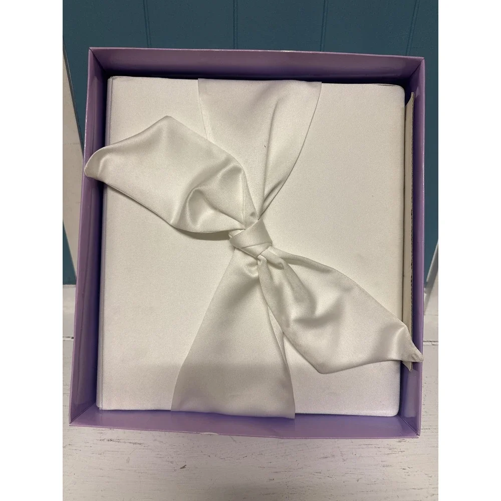Elegant White‎ Satin Wedding Photo Album Keepsake Album w/ full pages